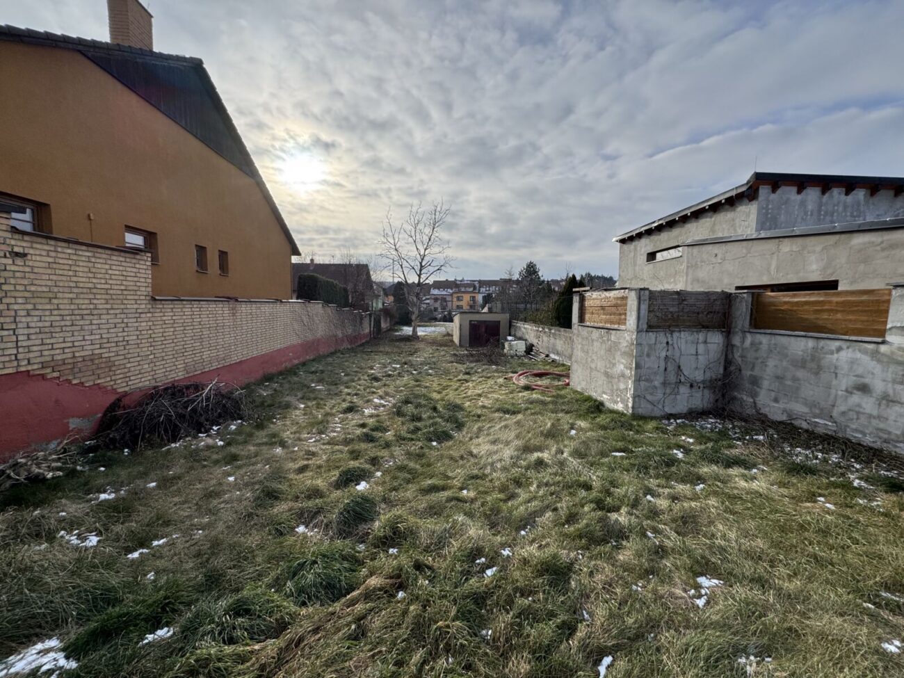 Prodej stavebního pozemku 896 m2, ulice Klobásova, Brno – Město